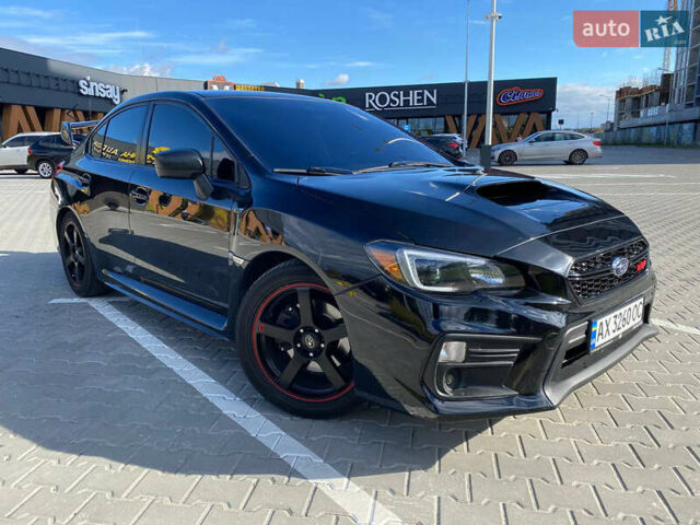 Черный Субару ВРХ, объемом двигателя 2 л и пробегом 95 тыс. км за 15900 $, фото 5 на Automoto.ua