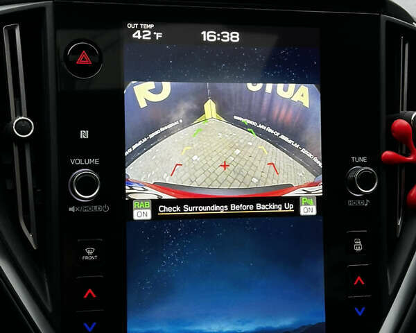 Красный Субару ВРХ, объемом двигателя 2.46 л и пробегом 24 тыс. км за 25500 $, фото 12 на Automoto.ua