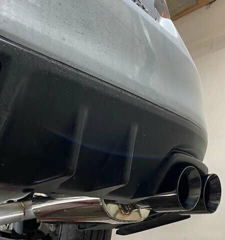 Субару ВРХ, объемом двигателя 2 л и пробегом 98 тыс. км за 14100 $, фото 7 на Automoto.ua