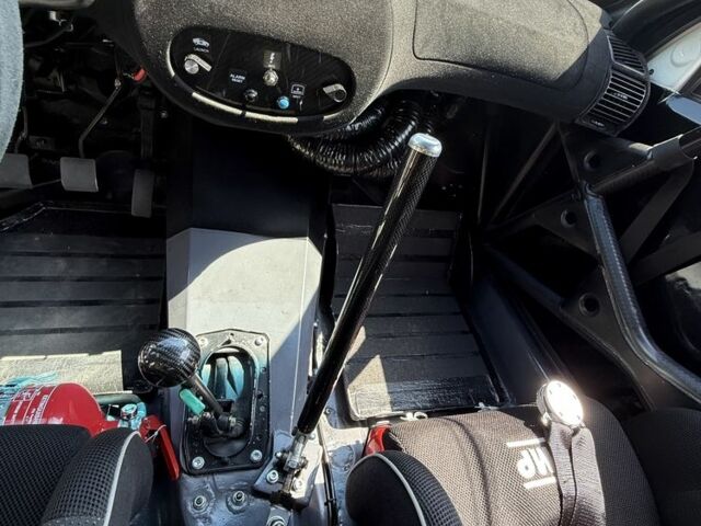 Білий Субару ХТ, об'ємом двигуна 2 л та пробігом 10 тис. км за 60000 $, фото 16 на Automoto.ua