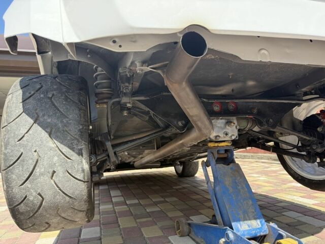 Белый Субару ХТ, объемом двигателя 2 л и пробегом 10 тыс. км за 60000 $, фото 9 на Automoto.ua