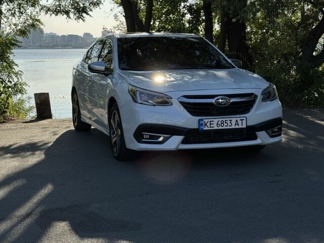 Белый Субару ХТ, объемом двигателя 2.4 л и пробегом 20 тыс. км за 26599 $, фото 1 на Automoto.ua