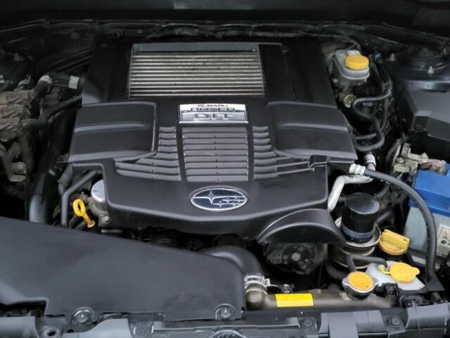 Серый Субару ХТ, объемом двигателя 2 л и пробегом 91 тыс. км за 21000 $, фото 5 на Automoto.ua