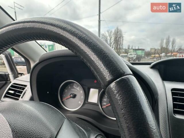 Білий Субару ХВ, об'ємом двигуна 2 л та пробігом 177 тис. км за 8950 $, фото 18 на Automoto.ua