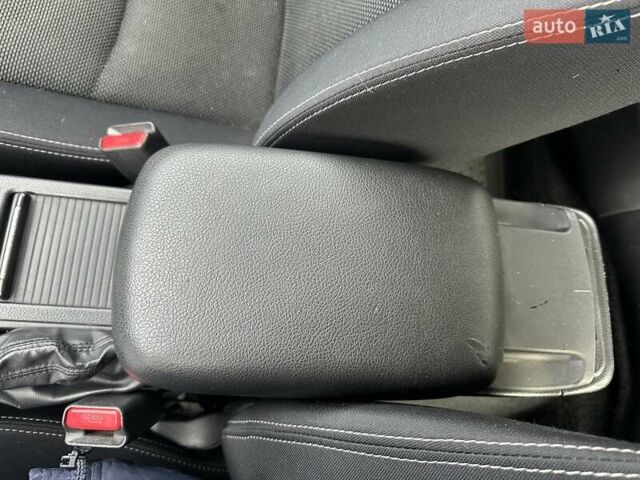 Білий Субару ХВ, об'ємом двигуна 2 л та пробігом 177 тис. км за 8950 $, фото 19 на Automoto.ua