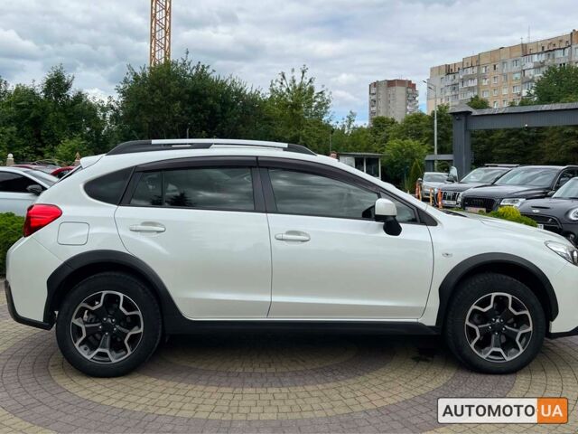 Белый Субару ХВ, объемом двигателя 2 л и пробегом 180 тыс. км за 12500 $, фото 7 на Automoto.ua