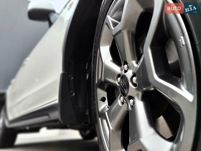 Белый Субару ХВ, объемом двигателя 2 л и пробегом 202 тыс. км за 8990 $, фото 31 на Automoto.ua