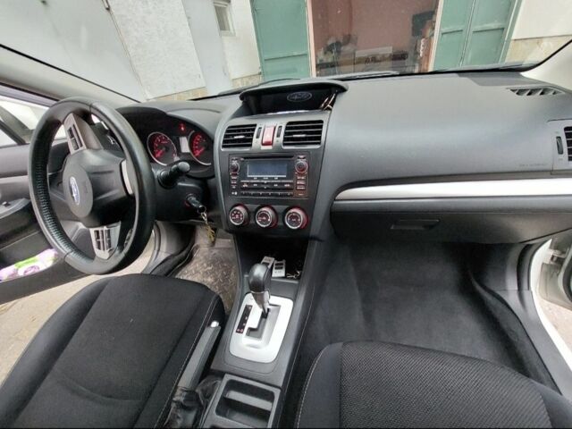 Белый Субару ХВ, объемом двигателя 2 л и пробегом 154 тыс. км за 11500 $, фото 6 на Automoto.ua