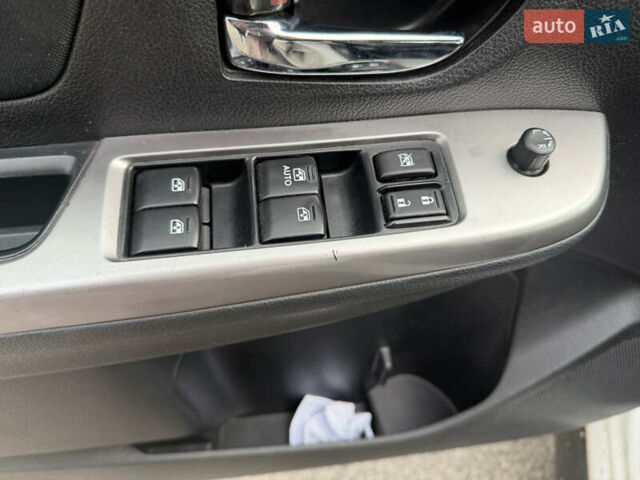 Білий Субару ХВ, об'ємом двигуна 1.6 л та пробігом 174 тис. км за 9500 $, фото 41 на Automoto.ua