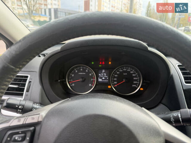 Білий Субару ХВ, об'ємом двигуна 1.6 л та пробігом 174 тис. км за 9500 $, фото 47 на Automoto.ua