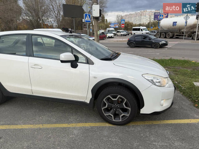 Білий Субару ХВ, об'ємом двигуна 1.6 л та пробігом 174 тис. км за 9500 $, фото 4 на Automoto.ua
