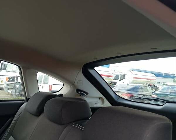 Белый Субару ХВ, объемом двигателя 2 л и пробегом 72 тыс. км за 14500 $, фото 15 на Automoto.ua