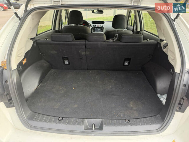 Білий Субару ХВ, об'ємом двигуна 1.6 л та пробігом 174 тис. км за 9500 $, фото 31 на Automoto.ua