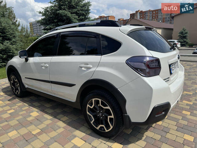 Білий Субару ХВ, об'ємом двигуна 2 л та пробігом 113 тис. км за 15500 $, фото 8 на Automoto.ua