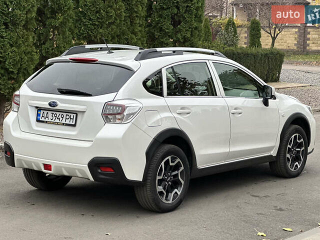 Белый Субару ХВ, объемом двигателя 2 л и пробегом 77 тыс. км за 15500 $, фото 3 на Automoto.ua