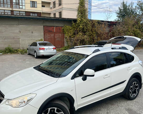 Белый Субару ХВ, объемом двигателя 2 л и пробегом 200 тыс. км за 14300 $, фото 4 на Automoto.ua
