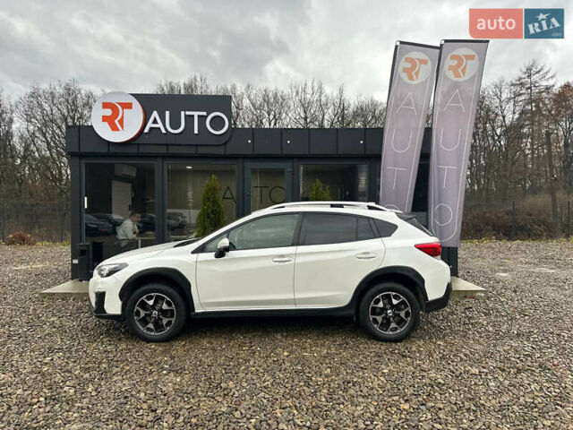 Білий Субару ХВ, об'ємом двигуна 2 л та пробігом 134 тис. км за 16500 $, фото 1 на Automoto.ua