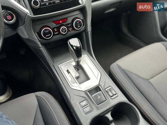 Білий Субару ХВ, об'ємом двигуна 2 л та пробігом 134 тис. км за 16500 $, фото 13 на Automoto.ua