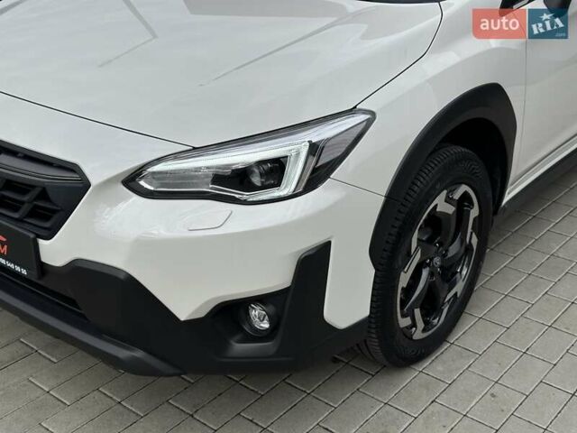 Белый Субару ХВ, объемом двигателя 2 л и пробегом 56 тыс. км за 21900 $, фото 4 на Automoto.ua