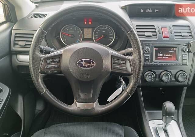 Червоний Субару ХВ, об'ємом двигуна 1.6 л та пробігом 190 тис. км за 10246 $, фото 8 на Automoto.ua