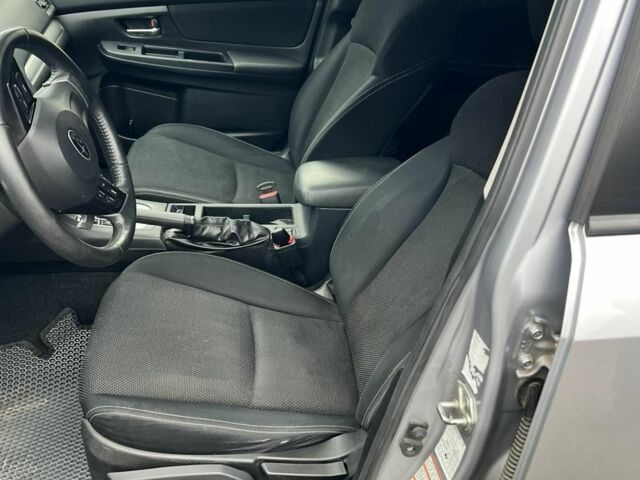 Сірий Субару ХВ, об'ємом двигуна 2 л та пробігом 287 тис. км за 11122 $, фото 4 на Automoto.ua