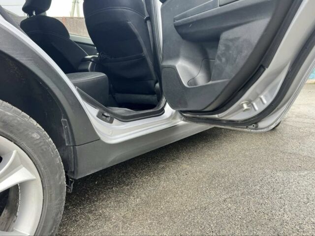 Серый Субару ХВ, объемом двигателя 2 л и пробегом 287 тыс. км за 11000 $, фото 10 на Automoto.ua