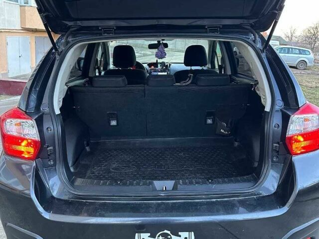 Сірий Субару ХВ, об'ємом двигуна 2 л та пробігом 131 тис. км за 10000 $, фото 4 на Automoto.ua