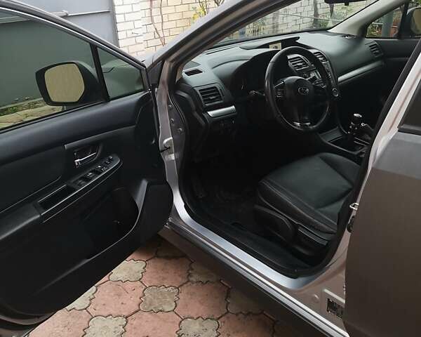 Серый Субару ХВ, объемом двигателя 2 л и пробегом 222 тыс. км за 7900 $, фото 12 на Automoto.ua