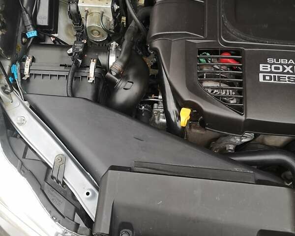 Серый Субару ХВ, объемом двигателя 2 л и пробегом 222 тыс. км за 7900 $, фото 6 на Automoto.ua