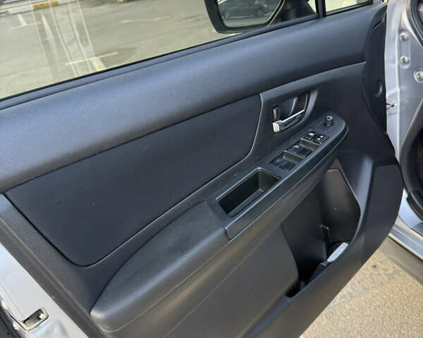 Серый Субару ХВ, объемом двигателя 1.6 л и пробегом 187 тыс. км за 9500 $, фото 7 на Automoto.ua