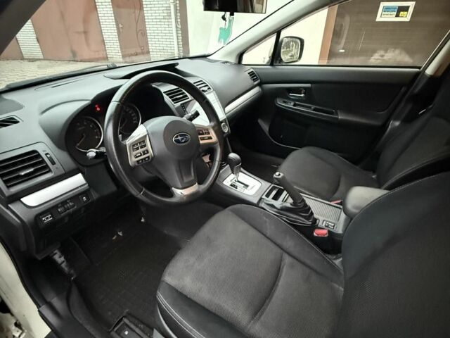 Сірий Субару ХВ, об'ємом двигуна 2 л та пробігом 164 тис. км за 9200 $, фото 7 на Automoto.ua