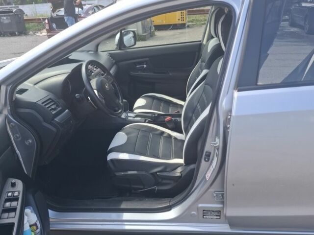 Субару ХВ 2014 в Киеве на Automoto.ua Серый Субару ХВ, объемом двигателя 2 л и пробегом 66 тыс. км за 9999 $, фото 10 на Automoto.ua