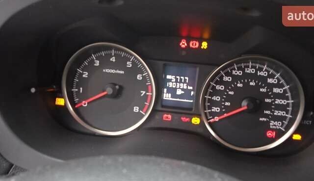 Серый Субару ХВ, объемом двигателя 2 л и пробегом 190 тыс. км за 10000 $, фото 5 на Automoto.ua