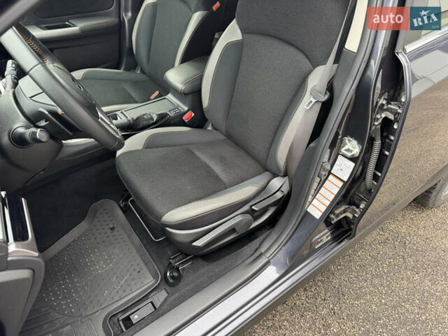 Серый Субару ХВ, объемом двигателя 2 л и пробегом 73 тыс. км за 13800 $, фото 32 на Automoto.ua