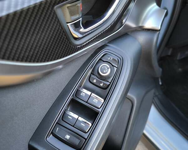 Сірий Субару ХВ, об'ємом двигуна 2 л та пробігом 109 тис. км за 17999 $, фото 17 на Automoto.ua