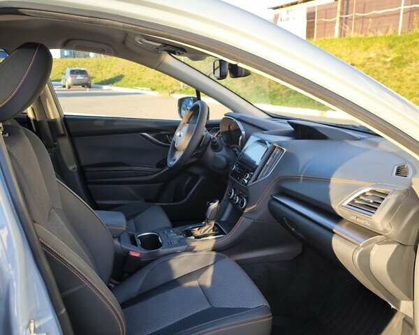 Сірий Субару ХВ, об'ємом двигуна 2 л та пробігом 109 тис. км за 17999 $, фото 5 на Automoto.ua