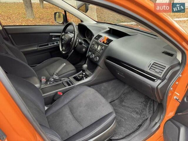 Оранжевый Субару ХВ, объемом двигателя 2 л и пробегом 198 тыс. км за 8900 $, фото 1 на Automoto.ua