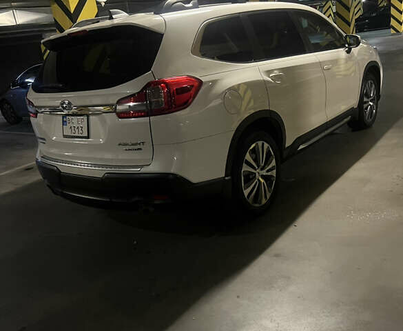 Белый Субару Ascent, объемом двигателя 2.39 л и пробегом 90 тыс. км за 24200 $, фото 4 на Automoto.ua