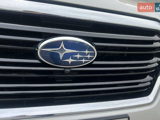 Білий Субару Ascent, об'ємом двигуна 2.38 л та пробігом 46 тис. км за 23700 $, фото 7 на Automoto.ua