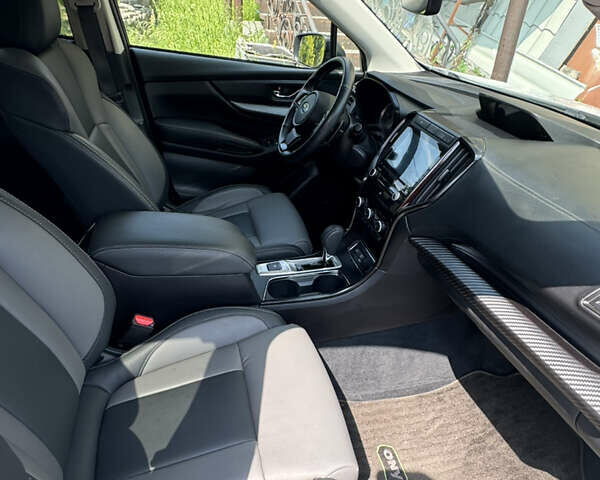 Белый Субару Ascent, объемом двигателя 2.4 л и пробегом 64 тыс. км за 25900 $, фото 3 на Automoto.ua