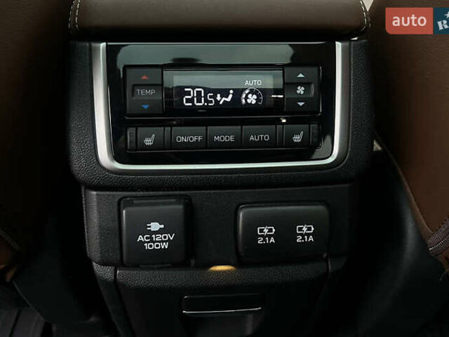 Білий Субару Ascent, об'ємом двигуна 2.38 л та пробігом 46 тис. км за 23700 $, фото 18 на Automoto.ua