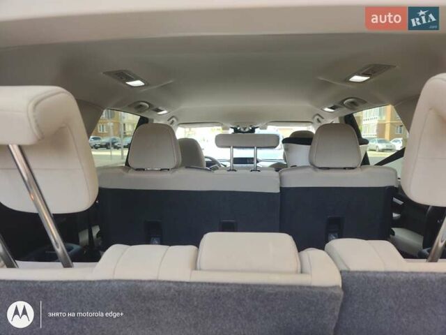 Красный Субару Ascent, объемом двигателя 2.4 л и пробегом 147 тыс. км за 22000 $, фото 7 на Automoto.ua