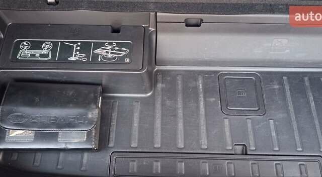 Сірий Субару Ascent, об'ємом двигуна 2.39 л та пробігом 125 тис. км за 17000 $, фото 30 на Automoto.ua