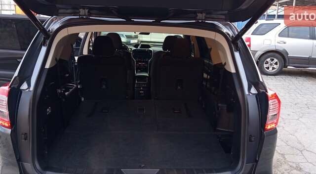 Сірий Субару Ascent, об'ємом двигуна 2.39 л та пробігом 125 тис. км за 17000 $, фото 26 на Automoto.ua