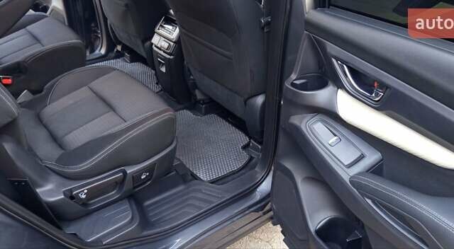 Сірий Субару Ascent, об'ємом двигуна 2.39 л та пробігом 125 тис. км за 17000 $, фото 37 на Automoto.ua