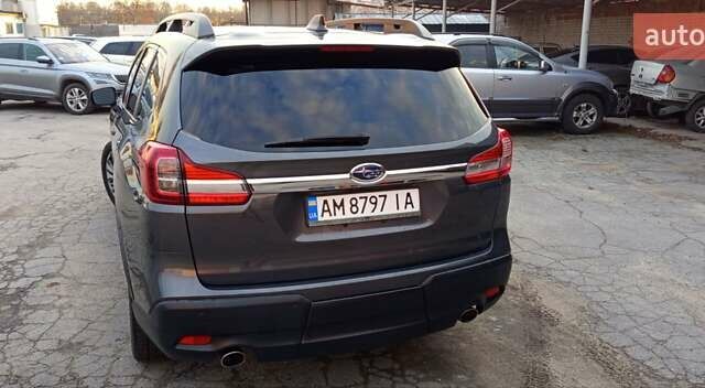 Сірий Субару Ascent, об'ємом двигуна 2.39 л та пробігом 125 тис. км за 17000 $, фото 3 на Automoto.ua