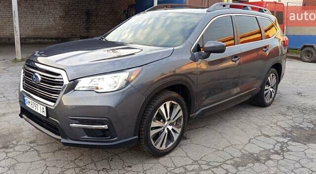 Сірий Субару Ascent, об'ємом двигуна 2.39 л та пробігом 125 тис. км за 17000 $, фото 1 на Automoto.ua