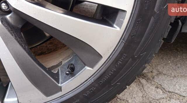 Сірий Субару Ascent, об'ємом двигуна 2.39 л та пробігом 125 тис. км за 17000 $, фото 41 на Automoto.ua