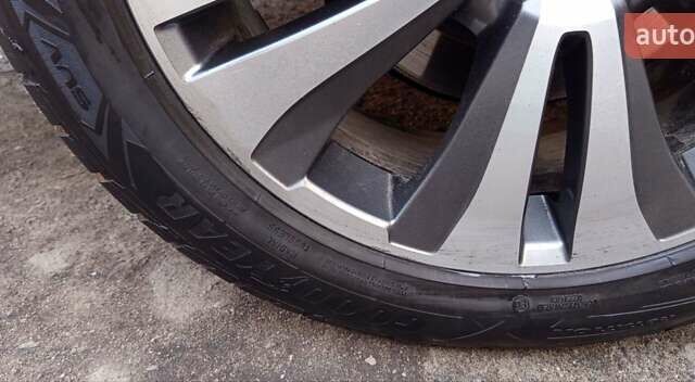 Сірий Субару Ascent, об'ємом двигуна 2.39 л та пробігом 125 тис. км за 17000 $, фото 42 на Automoto.ua