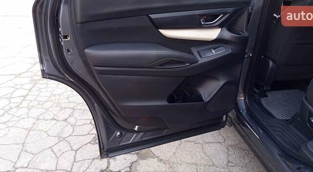 Сірий Субару Ascent, об'ємом двигуна 2.39 л та пробігом 125 тис. км за 17000 $, фото 23 на Automoto.ua